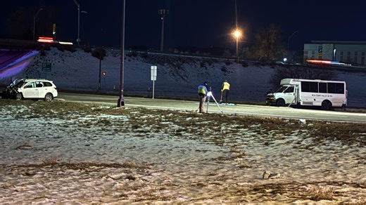 Members of Grand Junction high school wrestling team hurt in Lakewood crash