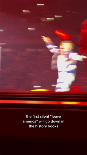 Harry Styles Laughing: A Joyful Moment Captured