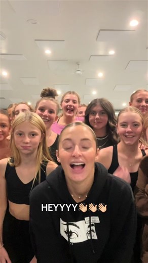 Learn some fun hip-hop tricks with us!!🤸🏻‍♀️⭐️🙌🏼💪🏼✨ #hiphop #tricks #hiphoptricks #dancer #trending #foryou #teacher #danceteacher #dancechoreographer #teaching #choreography #choreographer #choreo #danceteam #dance #danceskills #hiphopdance #dancerslife #slay