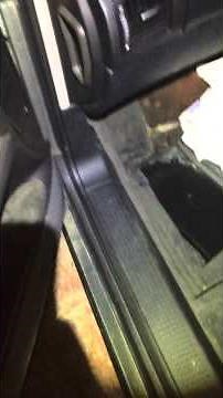 Lateral acceleration sensor G200