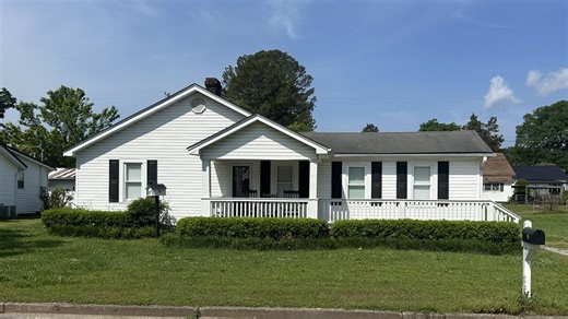 GBI: Mom, 4-year-old daughter found dead when officers responded to 911 hang-up call at Aragon home