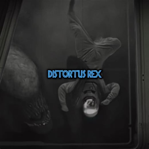 Team Mutant vs Team Hybrid: Jurassic World Showdown