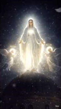 Ave Maria! #chaplet #rosary #avemaria #avemariachant #mothermary #catholicfaith #catholicdevotion