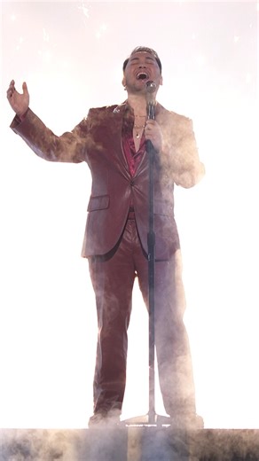 Sofronio Vasquez commands the stage with his performance of “Superman.” The Voice | NBC and Peacock | The Voice