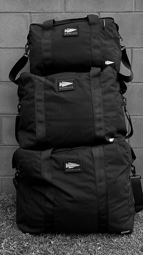 INSPIRED BY CLASSIC AVIATOR'S KIT BAG The Aviator’s Kit Bag is used on all Airborne flight operations (jumping out of planes or helos). Special Forces and other units started using the Aviator’s Kit Bags as travel bags, pilot flight bags, and deployment bags because of the large opening at the top, which is plenty big enough to comfortably allow body armor to fit inside. Our Kit Bags are inspired by classic aviator's kit bags, which are also used by Special Forces teams to transport a small army