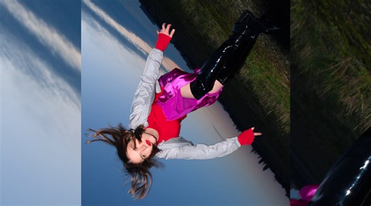 Sophia Kennedy - Squeeze Me (City Slang) - Muzikalia