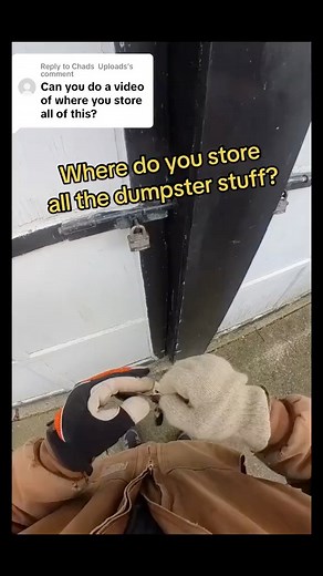 This 2 car garage will soon be a thing of the past!! I just signed a lease on a 2800 sq ft space so I’ll have the room to take and flip A LOT more stuff. Stay tuned. We move in October 1. #dumpsterdiving #flipping | Love in the Dumpster