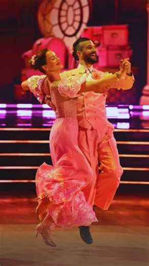 Whitney Leavitt Earns First 10s on DWTS Wicked Night The Secret Lives of Mormon Wives star Whitney Leavitt and pro partner Mark Ballas achieved the season's first perfect 10s on Dancing with the Stars' "Wicked Night" for their Quickstep, placing them atop the leaderboard. Their energetic performance to "Popular" earned a near-perfect score of 39 out of 40, solidifying their status as frontrunners in the competition. | Fashion frenzee