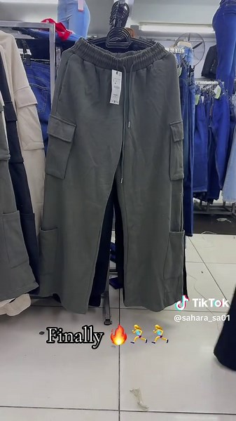 ZARA Cargo Wide Leg Sweatpants Available in S to XL