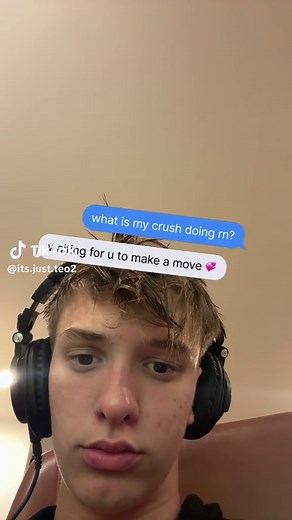 .ⓉⒺⓄ. (@its.just.teo2)’s video of whats my crush doing right now