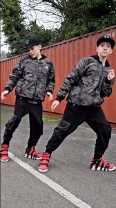 Shuffle side step tutorial 😀 #tutorial #dancetutorial #shuffledance #dancelesson #duo