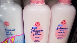 Johnson & Johnson to discontinue talc-based baby powder