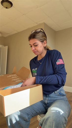 Top-Notch Customer Service at KANE Footwear