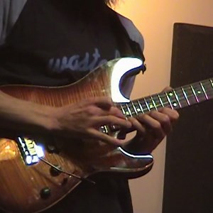 216K views · 6.1K reactions | Guthrie Govan - "Sevens" (Live at Tone Merchants 2005) #guitar #guthriegovan #guitarsolo #guitarist | Shred Music TV | Facebook