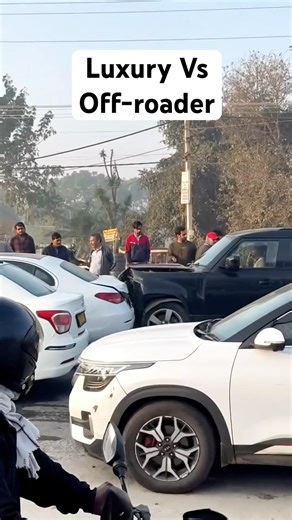 Land Rover defender crashed with Mercedes Benz c class