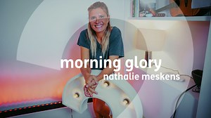 92K views · 650 reactions | Nathalie Meskens schreef het liedje 'Morning glory' voor haar dochtertje Lima. "Het is een ode aan de liefde. het beschrijft wat ik voelde de allereerste momenten dat ze geboren werd, de onmiddellijke en onvoorwaardelijke liefde die je overvalt." ❤ | Radio2 | Facebook
