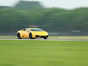 Watch Lamborghini Huracan Hit World Record Speed