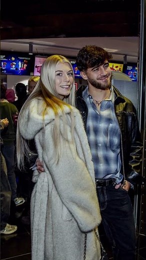 Slavnostní premiéra Avatara: Oheň a popel. Nyní v kinech.
