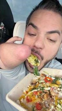 Limited time Chimichurri Steak & Eggs Hash from First Watch #firstwatchpartner #taptaptap