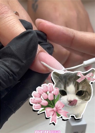 Clases Gratis de Uñas: Aprende Acrílico y Polygel