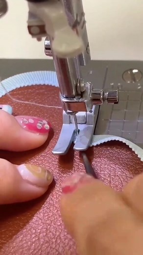 Mastering Sewing Techniques in Seconds. #sewing #DIYcraft #fabricart #quicktips #sewingskills | Doraya Jennings