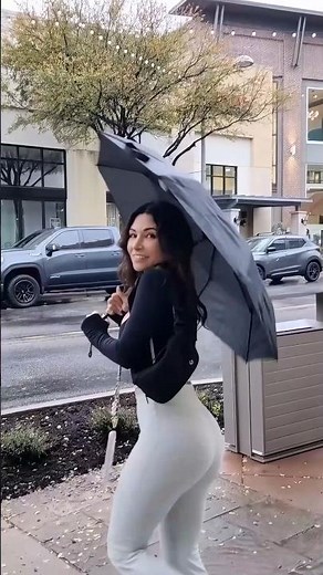 I'm Mary Poppins Y'all 🤪 #notshort #marypoppins #funny #alinity #twitch