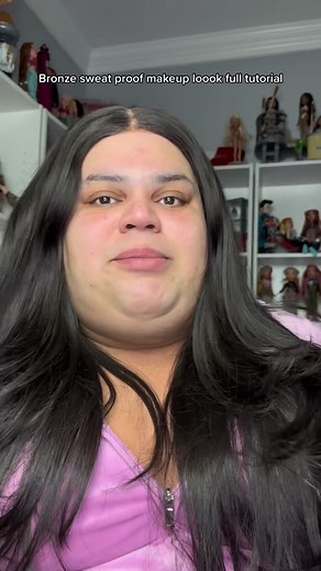 Glowing Makeup Tutorial for Plus Size Women