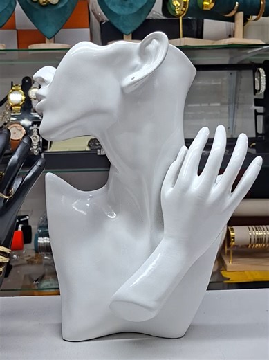 3in1 display stand that showcases a necklace,earrings and a bracelet altogether #jewelrydisplay #jewelrybusiness #display #displayshop #displaystand