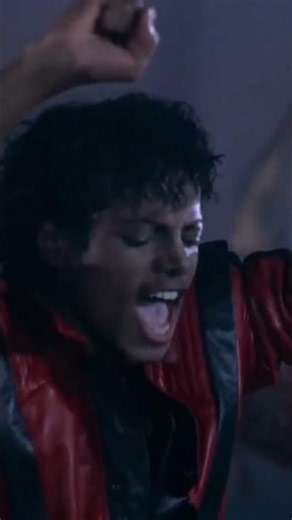 THRILLERR!!!🧟‍♂️🧟‍♂️ #michaeljackson #dance #music #shorts #80smusic