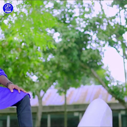 2M views · 57K reactions | ভুল বোঝার মানুষ বেশি । রাজু মন্ডল । Vul Bojar Manus Bbesi । Raju Mondol #PTuneStudio #folkmusic #rajumondol #VulBojarManusBbesi | P Tune Studio | Facebook