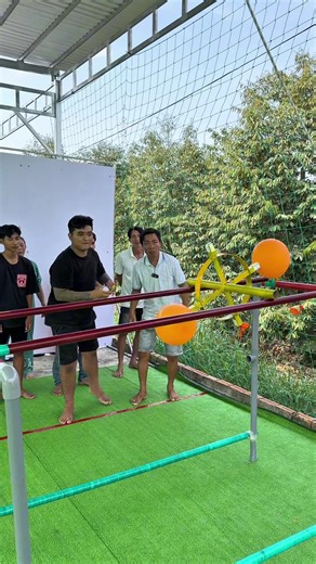 Trò Chơi Ném Phi Tiêu Ăn Tỏi Thú Vị