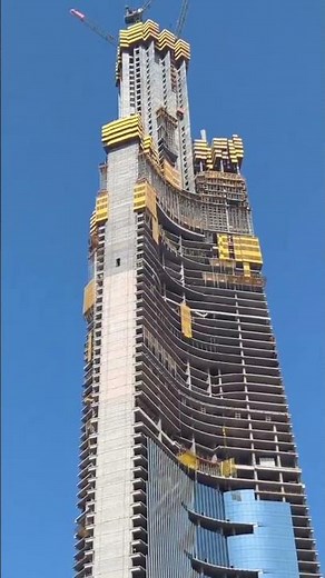 Jeddah Tower Marks Significant Advancement in Glass Cladding Installation