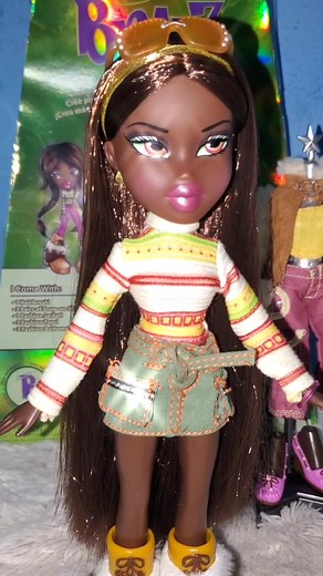 Unboxing Bratz Series 3 Felicia Campfire Doll