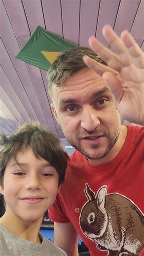 Tary mě učí PARKOUR?! Skoro jsem si zlomil nohu #shorts