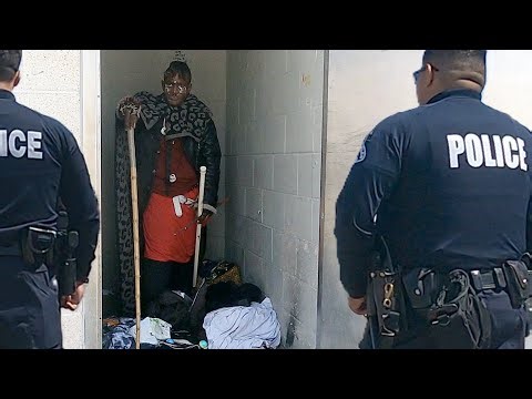Crazy Standoff - Homeless Person With Spears will not leave Restroom Stall on Venice Beach