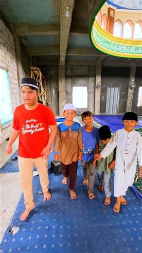 Fariz pulang sholat bareng teman #shorts