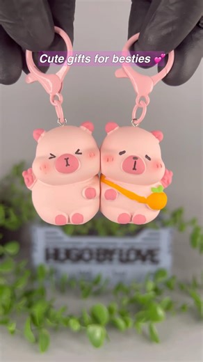 This is THE bestie gift ✨ #bff #gift #friendsforever #cute #foryou #love #bestie #bestfriend #shorts