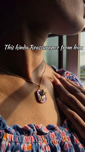 Zeyon on Instagram: "Anti tarnish✨Daily wear purple pendant 💜🦪 Price : 189/- INR Code : C007 #antitarnish #jewelry #resinjewelry #purple #trending"