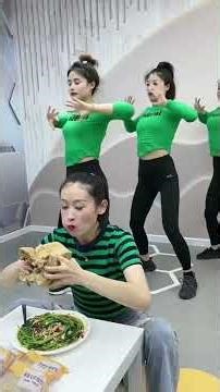 Exercising hard is the coach's pleasure! A week-long challenge to lose belly fat. #Shorts