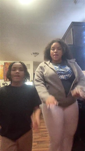 Shyla Tajhae Pape 💛 (@tajh_2.0)’s videos with original sound - KJ.