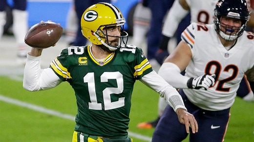 118K views · 125 shares | Aaron Rodgers was working late vs. Chicago 燎 21 completions 燎 132.3 QB rating 燎 4 TDs and no INT | NFL | Facebook