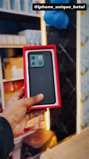 UNIQUE MOBILE SHOP  on Instagram: "ONE PLUS 10T 12/256GB . OnePlus 10T 12/256GB available 💥 Second hand | Like new condition Limited stock – grab it fast . . Second hand • Best deal • Ready to go 🔥 . . @iphone_unique_betul #uniquemobilebetul . . Bajaj finance available . . UNIQUE MOBILE JAMA MASJID COMPLEX TIKARI ROAD KOTHI BAZAR LALLI CHOWK BETUL MADHYA PRADESH . . 7566326333 . 7509638003 . 7509176108"