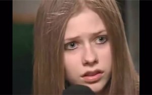 Avril Lavigne-AOL Sessions 08/04/2002（Full Live）