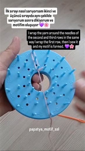 🌼 Sultan'ın Şalları 💜 on Instagram: "İlk sırayı nasıl sarıyorsam ikinci ve üçüncü sırayıda aynı şekilde sarıyorum sonra dikiyorum ve motifim oluşuyor 💜🌸 I wrap the yarn around the needles of the second and third rows in the same way I wrap the first row, then I sew it and my motif is formed. 💜🌸 @papatya_motif_sal 🫶🌼📧 #kesfet #keşfet #kesfetteyiz #ootd #facebook"