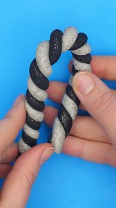 298K views · 817 reactions | This gorgeous DIY hair clip is truly out of this world!  | Crafty | Facebook