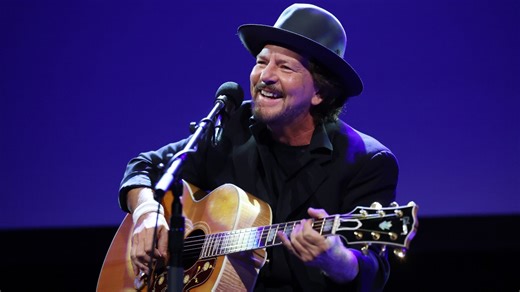 Eddie Vedder's Collaborative Spirit: 4 of the Pearl Jam Frontman's Best Duets