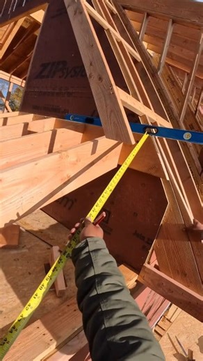 Part 1 of framing this hip roof with swooping angles 💪 🏡 let me know what you guys think ! Like for part 2 🙏 #build #customwork #satisfying #constructionlife #design | Walsh
