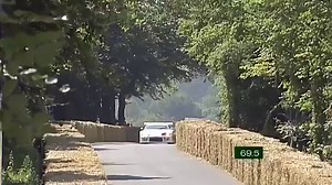 257K views · 10K reactions | The coolest Toyota Supra of all time? The Castrol TOM’s Toyota Supra GT debuted in the 1995 JGTC season with 495PS and an awesome livery/ bodykit combo! #gwflatout #Toyota #ToyotaSupra | Goodwood Festival of Speed | Facebook