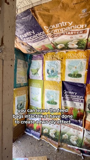 Tips for winterizing the chicken coop🐓🐓 Using old feed bags to line The chicken coop Walls is a great DIY project. #chickens #backyardchickens #chickenlady #layinghens #raisingchickens #chickenkeeping #poultry #diy | Gardening With Deea