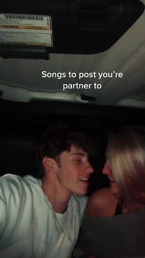 Songs to post you’re partner to #instastory #instasongs | Falling In Love With You